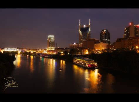 Nashville Nashville At Night With The Cumberland River Th Flickr
