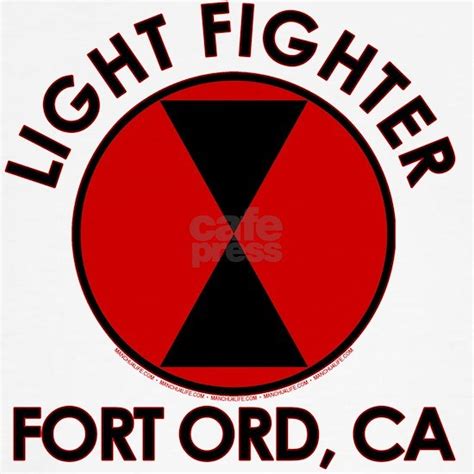 Lightfighter Fort Ord Ca 7th Infantry Division Sweatshirt Lightfighter