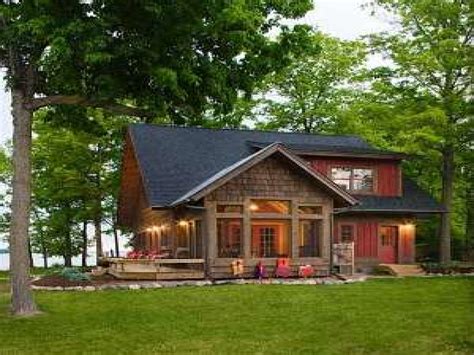 Red is a color that is quite idyllic when it comes to log cabin kitchen designs. Lake Cabin Plans Designs Unique Cabin Designs, fishing ...