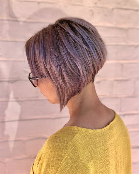 30 Hot Graduated Bob Haircuts For Women Of All Ages 2020 Update