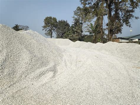 White Low Silica Dolomite Stone At Rs 1600metric Ton Old Court More