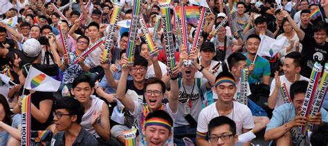 Taiwan Becomes The First Country In Asia To Legalize Same Sex Marriages