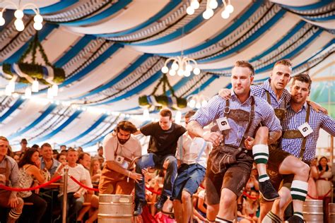 the 20 sexiest oktoberfest photos ever taken 20 photos with images