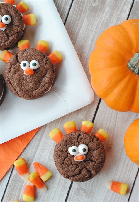 These turkey day treats are almost too cute to gobble up. Cute & Easy Turkey Cookies | Recipe | Turkey cookies ...