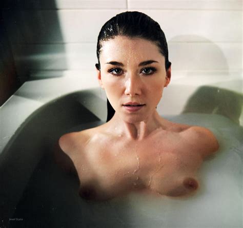 Jewel Staite Nude Sexy Photos Scandal Planet