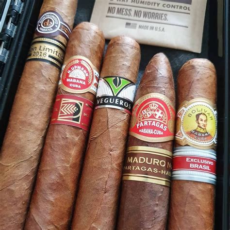 pin by john kooger on cuban cigars and other longfillers in 2020 cuban cigars cigars cuban