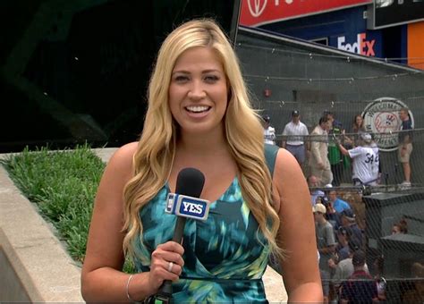 Meredith Marakovits Wiki Bio Age Weight Measurements Married Net