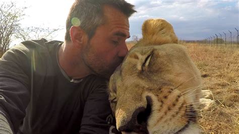 American Tourist Killed By Lion Kevin Richardson The Lion Whisperer