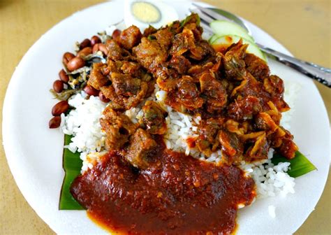 The rice is served warm and moist, with hearty dish in petaling jaya. NASI LEMAK SERAI WANGI at SS2 Petaling Jaya - PureGlutton