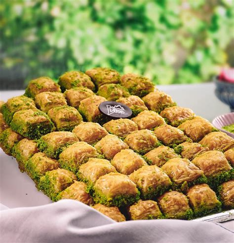 Dry Pistachio Best Baklava Turkish Fresh Gaziantep Baklawa Halal