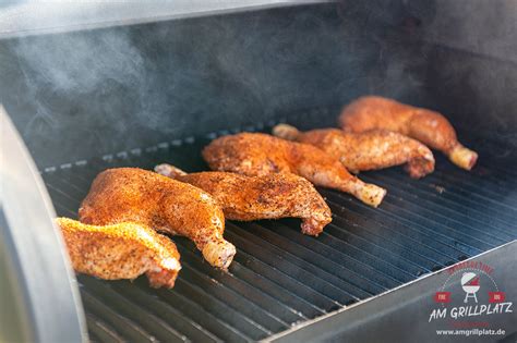 Insert the half can of beer into the chicken's cavity to make it stand breast side up. Smoked Cajun Chicken Legs - Am Grillplatz - BBQ & Grillrezepte