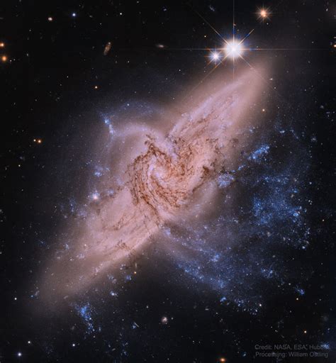 Apod Ngc 3314 When Galaxies Overlap 2021 Nov 17 Starship Asterisk