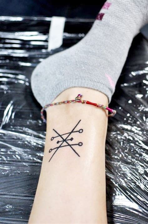 40 Cute Small Tattoo Designs For Girls In 2020