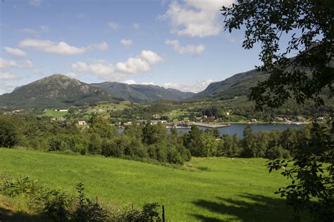 Er det nokon som ikkje har fått tilbod om vaksine i denne gruppa, må dei kontakta vaksinekontoret. Sandeid - Vindafjord kommune