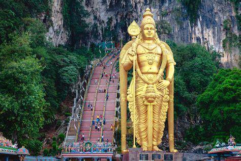 Malaysia is located in southeast asia and divided in two, partly on mainland asia and partly on the northern island of borneo. The Batu Caves in Malaysia