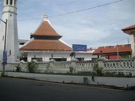 See 68 reviews, articles, and 90 photos of kampung hulu mosque, ranked no.35 on tripadvisor among 159 attractions in melaka. Sayang Melaka: Ronda-Ronda: Kampung Hulu Mosque