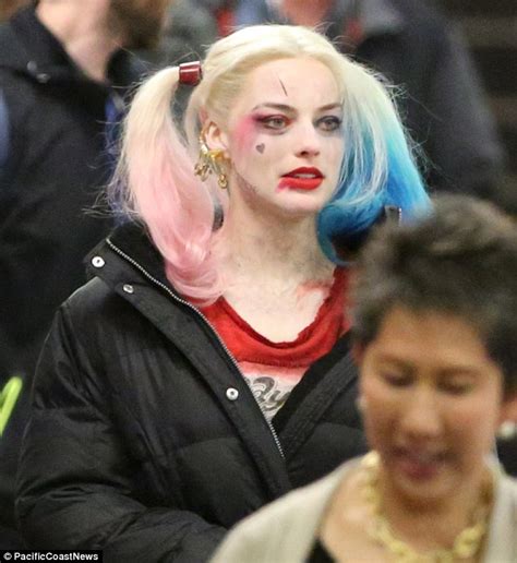 Margot Robbie Unrecognisable As Harley Quinn On Suicide Squad Set