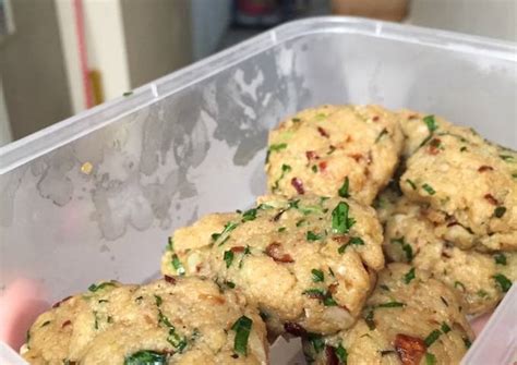 Makanan ini merupakan adopsi kuliner yang bernama frikadeller, jenis kroket. Resep Frozen Food - Perkedel Kentang oleh maharanyf ...