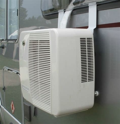 See more ideas about caravan, top air, rv air conditioner. Cool My Camper - Air Conditioning For Caravans and ...