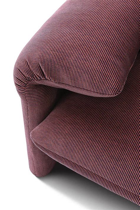 This item has been created by vico magistretti for the label cassina. Maralunga Maxi Sofa by Vico Magistretti for Cassina ...