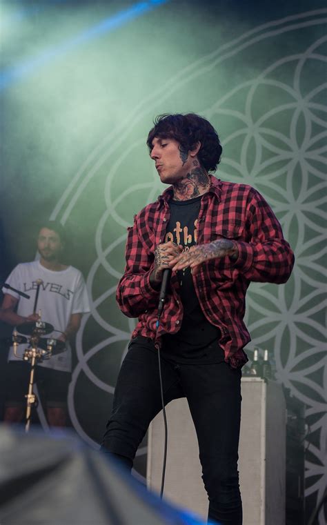 Let's find out their life after divorce, kids, famous for, net worth, nationality, ethnicity, height, and all biography. Oliver Sykes - Wikipedia