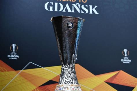 Rewatch the uefa europa league round of 32 draw, featuring ambassador maniche. Daftar Lengkap 32 Besar Europa League 2020/21 - Vivagoal.com