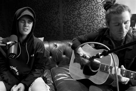 Justin Bieber Shares Acoustic Video Of What Do You Mean After Scoring