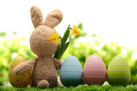 Easter Bunny And Egg Wallpapers Wallpaper Cave
