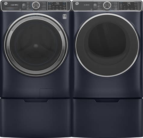 Ge Gewadrers8502 Side By Side On Pedestals Washer And Dryer Set With