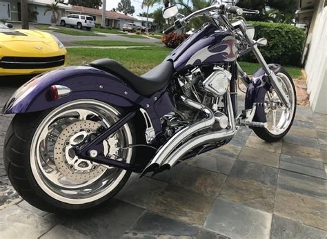 107 cubic inch s&s moto, aker 6 speed trans, ance & hines big radius pipes. 2003 Big Dog Mastiff | G294 | Kissimmee 2019