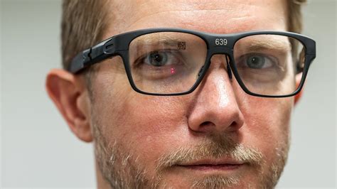 intel представила умные очки vaunt практически неотличимые от обычных hi