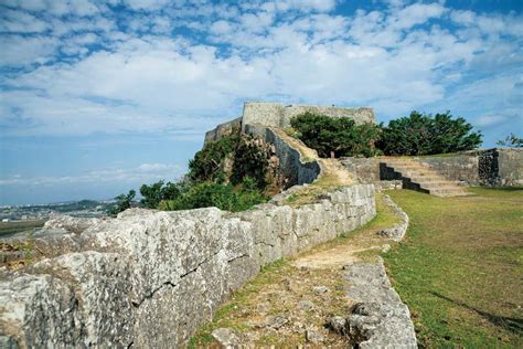 /okinapa/ → /okinafa/ → /okinawa/. 勝連城｜沖縄県・うるま市 ｜ 男の隠れ家デジタル