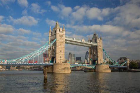Londen, engeland, londen kaart, londen print. Tower Bridge