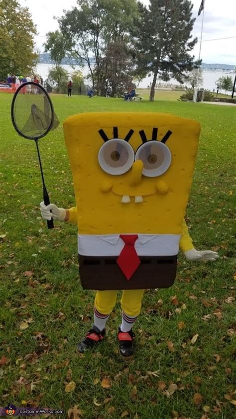 Spongebob Squarepants And The Krusty Krew Halloween Costume Contest At