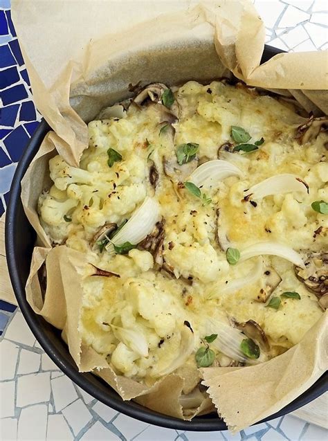 Blumenkohl in röschen zerlegen, waschen und mit relativ wenig salzwasser im geschlossenen topf garen. Gebackener Blumenkohl-Champignon-Auflauf (stuttgart ...