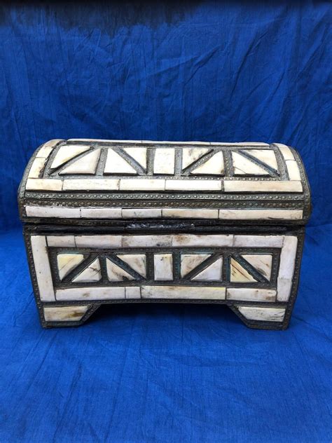 We are importers of animal bones from india. Mid 20th Century Small Moroccan Jewelry Chest - Bone ...