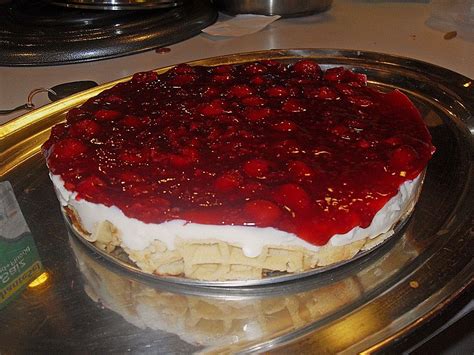 Rote Grütze Kuchen ohne Backen von Azura10