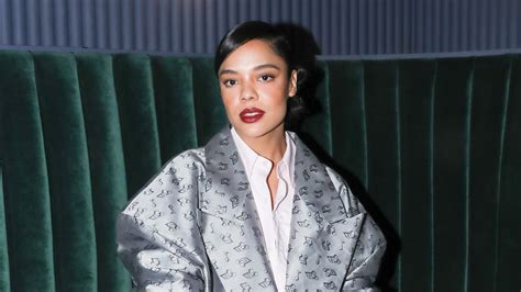 क्या आप भी www.xnxvideocodecs.com american express 2019 की तलाश कर रहे हैं ? Tessa Thompson Talks Style And Supporting Small Businesses ...