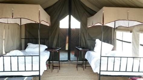 Herzlich willkommen zu unserem test. Schlafen im 2-Bett Zelt - Bild von Camp Kalahari ...