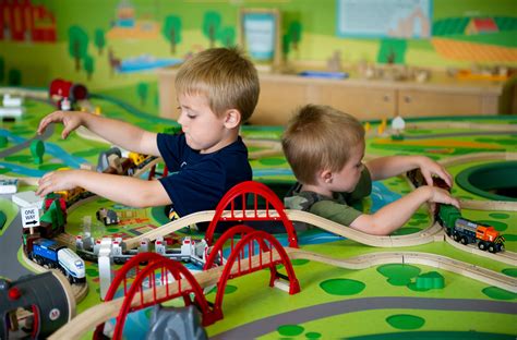 Courier & Press - Business