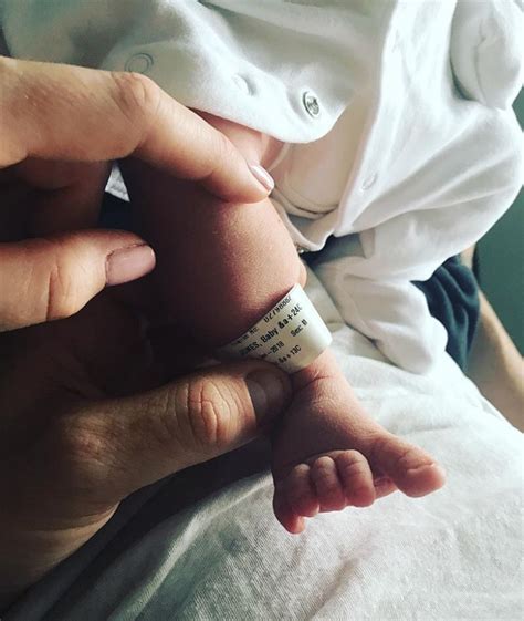McFly S Danny Jones Announces Birth Of New Baby With Super Cute Insta Pic Entertainment Daily
