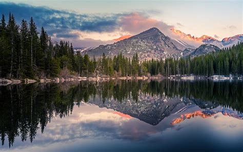 1680x1050 Bear Lake Reflection At Rocky Mountain National Park 4k