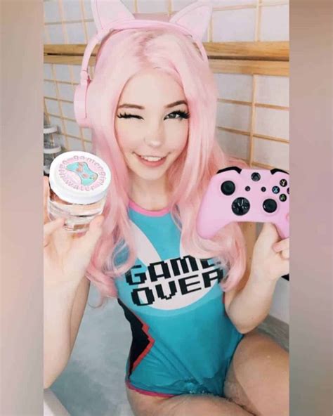 Gamer Girl Belle Delphine Sells Own Bath Water To Fans For 30 Retcasm