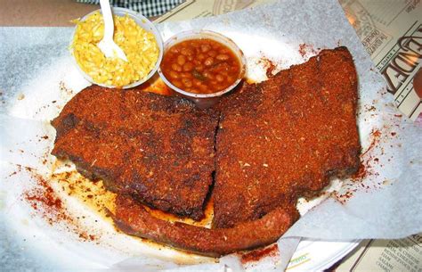 Dining out (or taking out!) in memphis doesn't stop at 'cue. 23 Best Places To Eat In Memphis