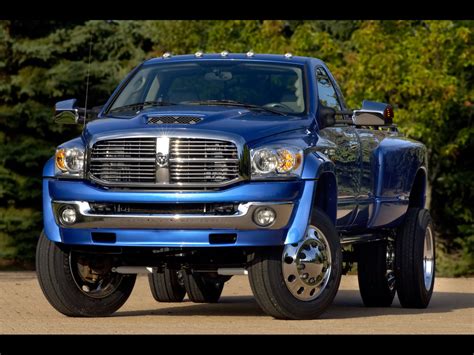 📍trokas tumbadas truck club © 🇲🇽 📍dm to be featured 📲 📍daily posts 🔹puras trokas tumbadas viejones 🔥. Dodge Ram BFT (2007/8) - Imágenes - Taringa!