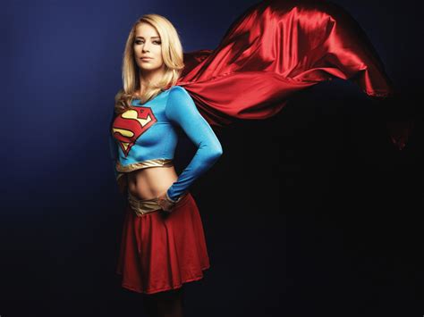 Supergirl 01 By Mehmeturgut On Deviantart
