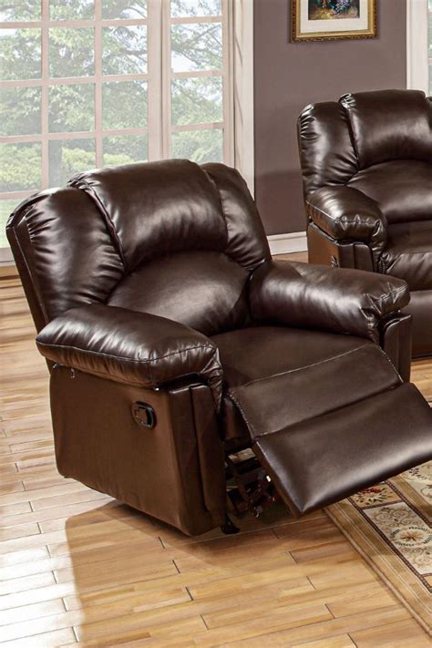 We have a great selection of recliners to match your living room set. 59+ Best Modern recliner sofa set design ideas for 2020 ...