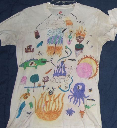 Make a series of dots using the sharpie markers and use an eyedropper or spray bottle to gently apply the rubbing alcohol over the dots. Sharpie T-Shirt 1.5 by MegaJohnnyLeft on DeviantArt