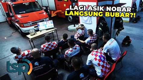 Promare animeindo, animeku, anime21, nanime, riie, samehada, anoboy, neonime, otakuindo. Asik Nonton Bola, Petugas Pemadam Kebakaran Ini Tiba-tiba ...