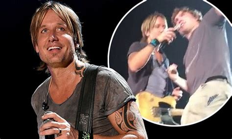 Keith Urban Fan Impresses The Singer As He Plays Guitar At His Concert